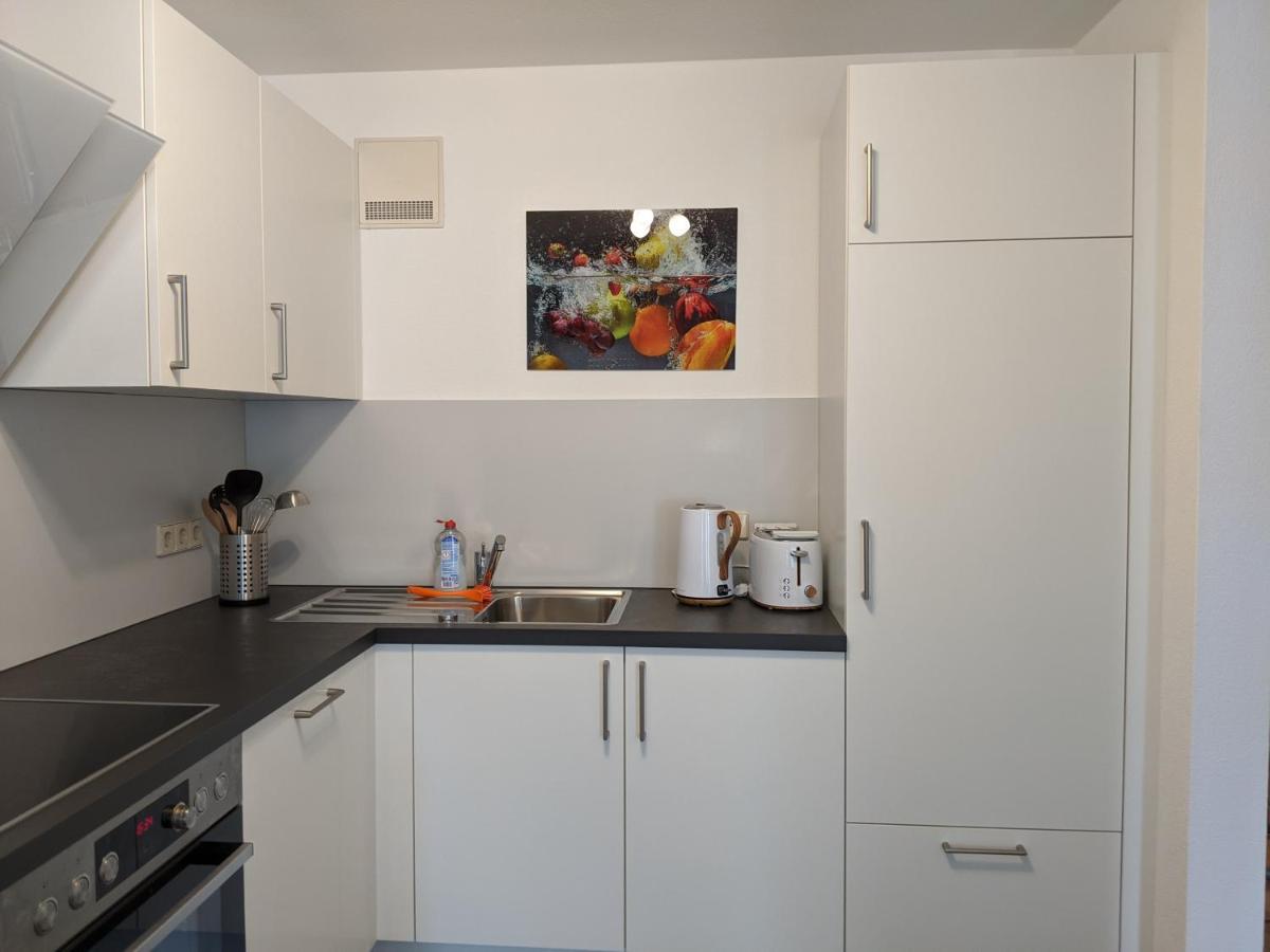 Apartment With Parking Garage Metzingen  Exterior photo